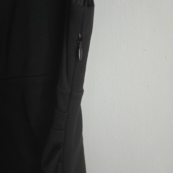 Express Black Dress with Gold Studs Size 8 - Picture 5 of 9